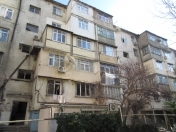 Satılır 1 otaqlı 32 m2 köhnə tikili Yasamal parkı