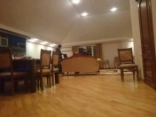 İcarəyə verilir 5 otaqlı 294 m2 yeni tikili Bakı Dövlət Universiteti