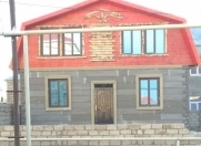 Satılır 4 otaqlı 200 m2 həyət evi Y.Ramana