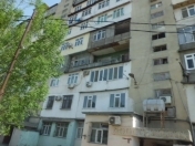 İcarəyə verilir 3 otaqlı 90 m2 köhnə tikili 28 May m.