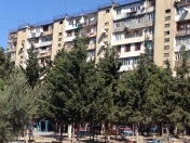 Satılır 5 otaqlı 120 m2 köhnə tikili Neapol dairəsi