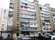 Satılır 1 otaqlı 40 m2 köhnə tikili İnşaatçılar m.