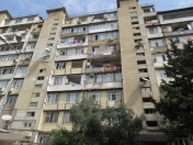 Satılır 2 otaqlı 45 m2 köhnə tikili Zabitlər parkı