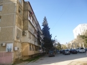 Satılır 4 otaqlı 110 m2 köhnə tikili Ukrayna dairəsi