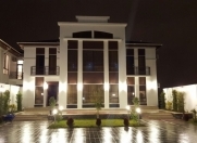 Satılır 6 otaqlı 600 m2 həyət evi Badamdar