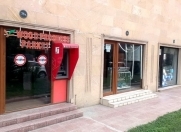 Satılır 9 otaqlı 238 m2 obyekt Şah İsmayıl Xətai m.