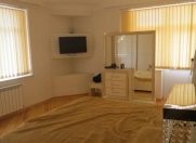 İcarəyə verilir 3 otaqlı 120 m2 yeni tikili İnşaatçılar m.