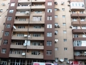 Satılır 3 otaqlı 145 m2 yeni tikili Nizami m.