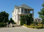 Satılır 8 otaqlı 10000 m2 bağ evi Koroğlu m.