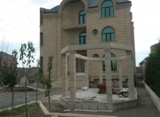 Satılır 6 otaqlı 450 m2 həyət evi Novxanı