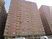 Satılır 2 otaqlı 75 m2 yeni tikili İnşaatçılar m.
