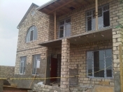 Satılır 5 otaqlı 300 m2 həyət evi Şüvəlan