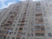 Satılır 4 otaqlı 160 m2 yeni tikili İnşaatçılar m.