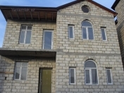 Satılır 4 otaqlı 150 m2 həyət evi Masazır
