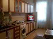 Satılır 2 otaqlı 80 m2 yeni tikili Qələbə dairəsi