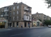 Satılır 2 otaqlı 60 m2 köhnə tikili Cəfər Cabbarlı m.