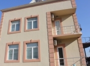 Satılır 7 otaqlı 750 m2 həyət evi Badamdar