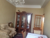 Satılır 3 otaqlı 85 m2 yeni tikili İnşaatçılar m.
