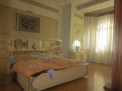 Satılır 3 otaqlı 130 m2 köhnə tikili 28 Mall