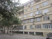 Satılır 2 otaqlı 50 m2 köhnə tikili 9 mkr