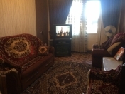 Satılır 4 otaqlı 114 m2 köhnə tikili İnşaatçılar m.