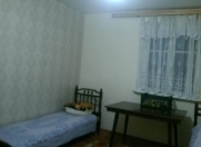 İcarəyə verilir 2 otaqlı 37 m2 həyət evi Elmlər Akademiyası m.