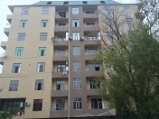 Satılır 2 otaqlı 117 m2 yeni tikili Həzi Aslanov