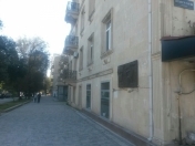 Satılır 7 otaqlı 270 m2 obyekt Hüseyn Cavid parkı