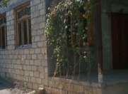Satılır 4 otaqlı 90 m2 həyət evi Gəncə
