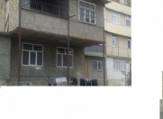 Satılır 3 otaqlı 90 m2 köhnə tikili Gəncə