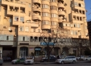 Satılır 4 otaqlı 165 m2 yeni tikili Ambassador otel