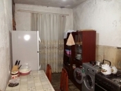 Satılır 4 otaqlı 90 m2 köhnə tikili Sumqayıt