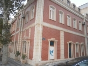 İcarəyə verilir 8 otaqlı 210 m2 obyekt İçəri Şəhər m.