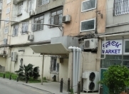 Satılır 3 otaqlı 70 m2 köhnə tikili Ayna Sultanova heykəli