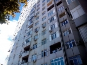 Satılır 4 otaqlı 150 m2 yeni tikili İnşaatçılar m.