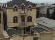 Satılır 5 otaqlı 300 m2 həyət evi Sevinc k/t