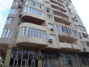 İcarəyə verilir 3 otaqlı 107 m2 köhnə tikili 3 mkr