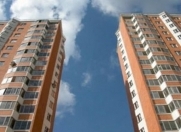 İcarəyə verilir 4 otaqlı 160 m2 yeni tikili Ayna Sultanova heykəli