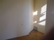 Satılır 1 otaqlı 25 m2 köhnə tikili Caspian Plaza