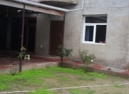 Satılır 3 otaqlı 450 m2 bağ evi Novxanı