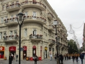 Satılır 4 otaqlı 150 m2 köhnə tikili Fontanlar bağı