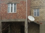 Satılır 6 otaqlı 137 m2 həyət evi Y.Günəşli