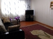 İcarəyə verilir 2 otaqlı 72 m2 köhnə tikili 3 mkr