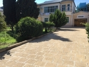 Satılır 7 otaqlı 250 m2 həyət evi Buzovna