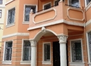 İcarəyə verilir 8 otaqlı 600 m2 həyət evi Gənclik m.