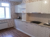 Satılır 1 otaqlı 52 m2 köhnə tikili Neftçilər m.