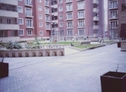 İcarəyə verilir 5 otaqlı 250 m2 yeni tikili 28 May m.