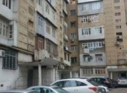 Satılır 5 otaqlı 92 m2 köhnə tikili Yasamal r.