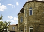 Satılır 5 otaqlı 150 m2 həyət evi Çiçək