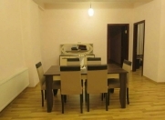 İcarəyə verilir 3 otaqlı 130 m2 yeni tikili İnşaatçılar m.